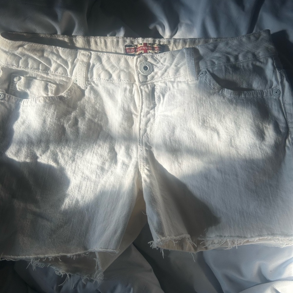 Vintage markersoftruereligion white shorts